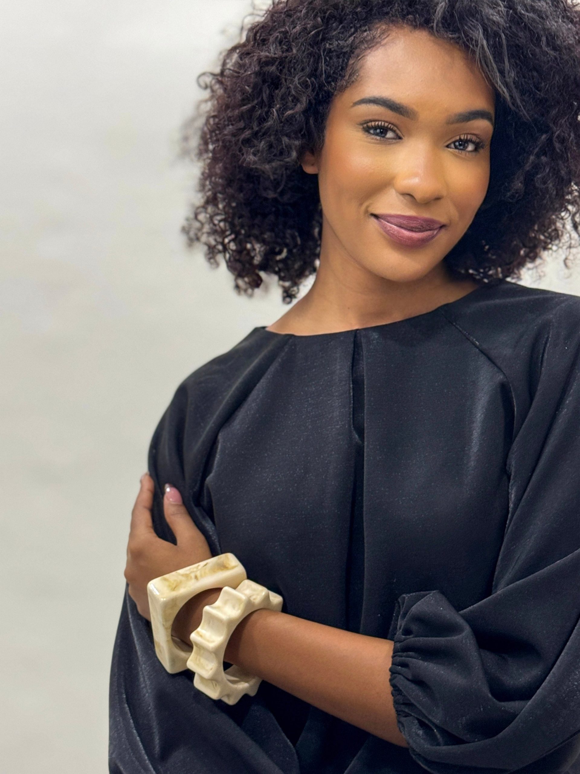 Acrylic Star Shell Bracelet - Image 2